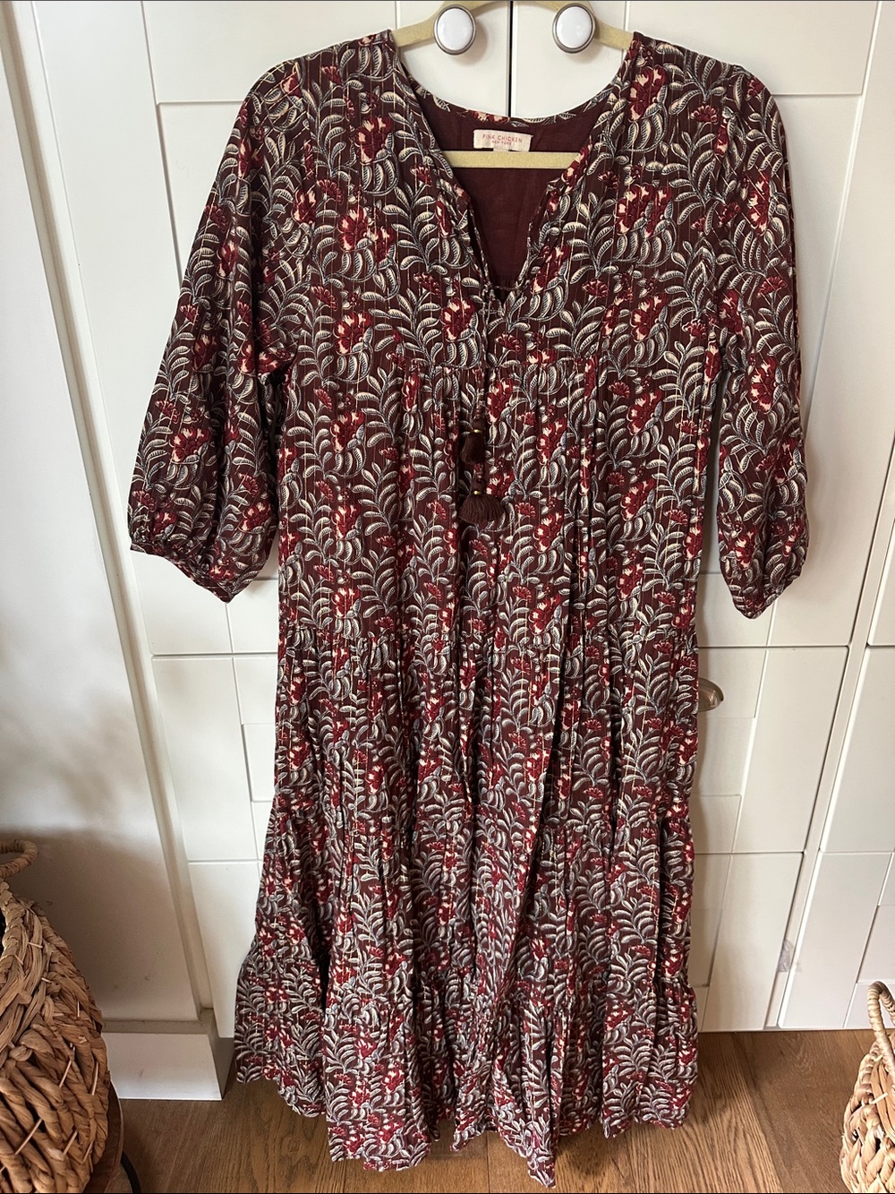 XiRENA Burgundy Floral Maxi Dress